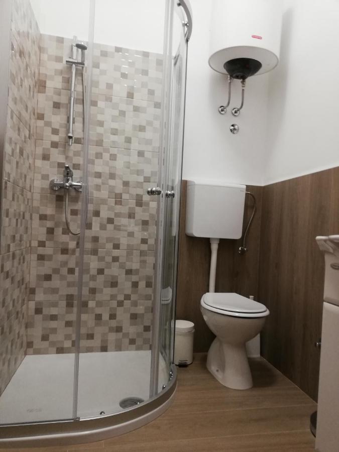 Adria Apartments Пула Экстерьер фото
